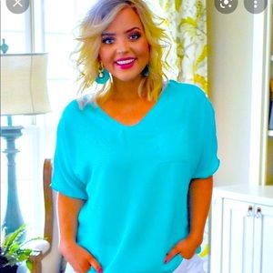 NWT- perfectly Priscilla serenade me top- size 0/2 Aqua